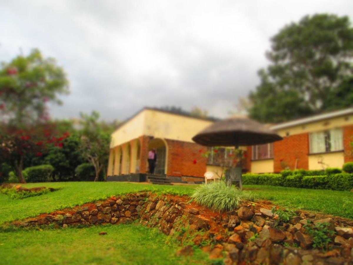 Domino Lodge Zomba Exterior photo